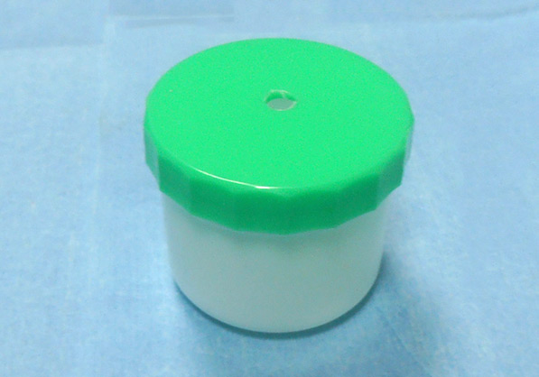 Special mixing cup: 30ml flat cup